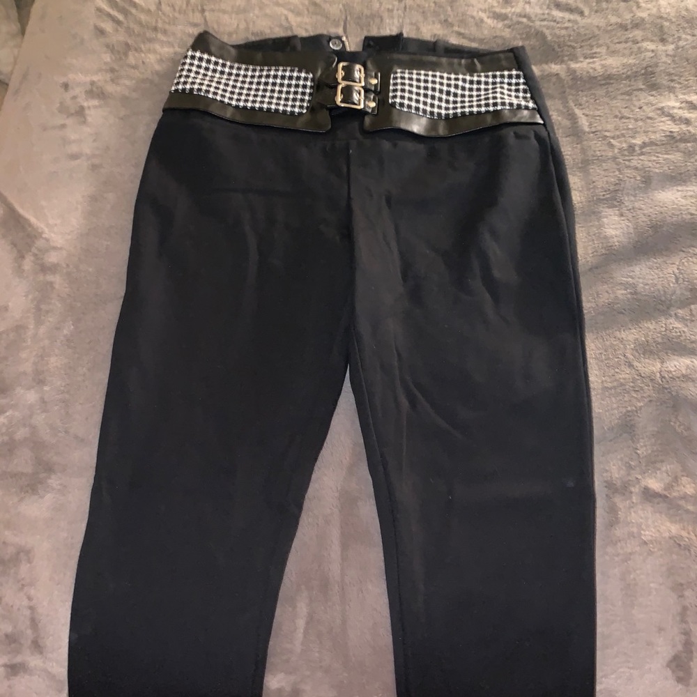 Bebe dressy legging